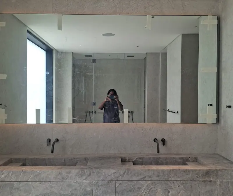 Mirror Works in Dubai by Al Jawadri Contracting